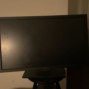 Selling Dell Monitor.